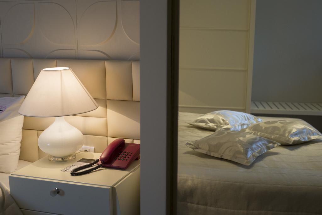 New Belgrade Garni Hotel Habitación foto